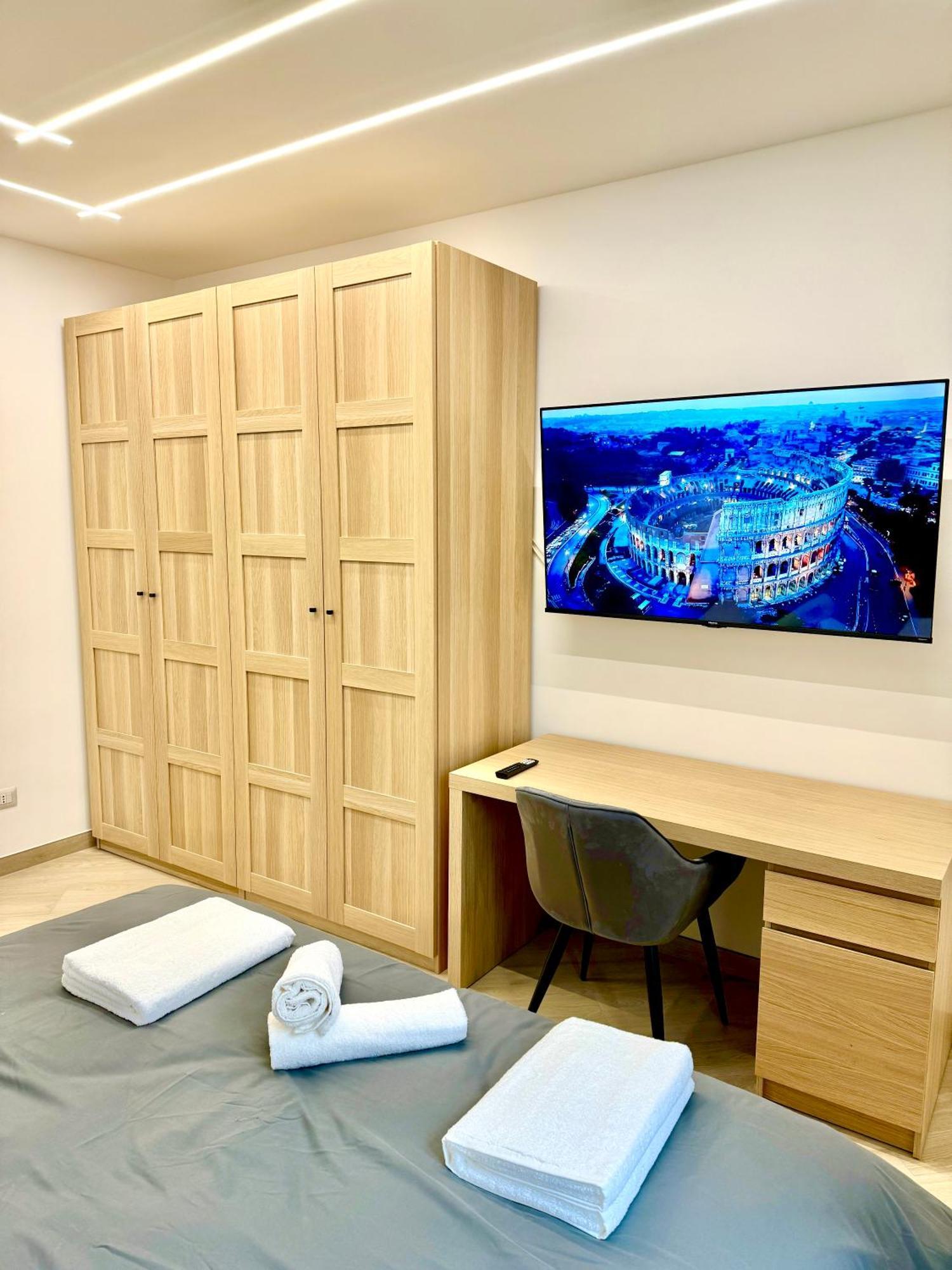 Luxury Apartment Togliatti Rome Buitenkant foto