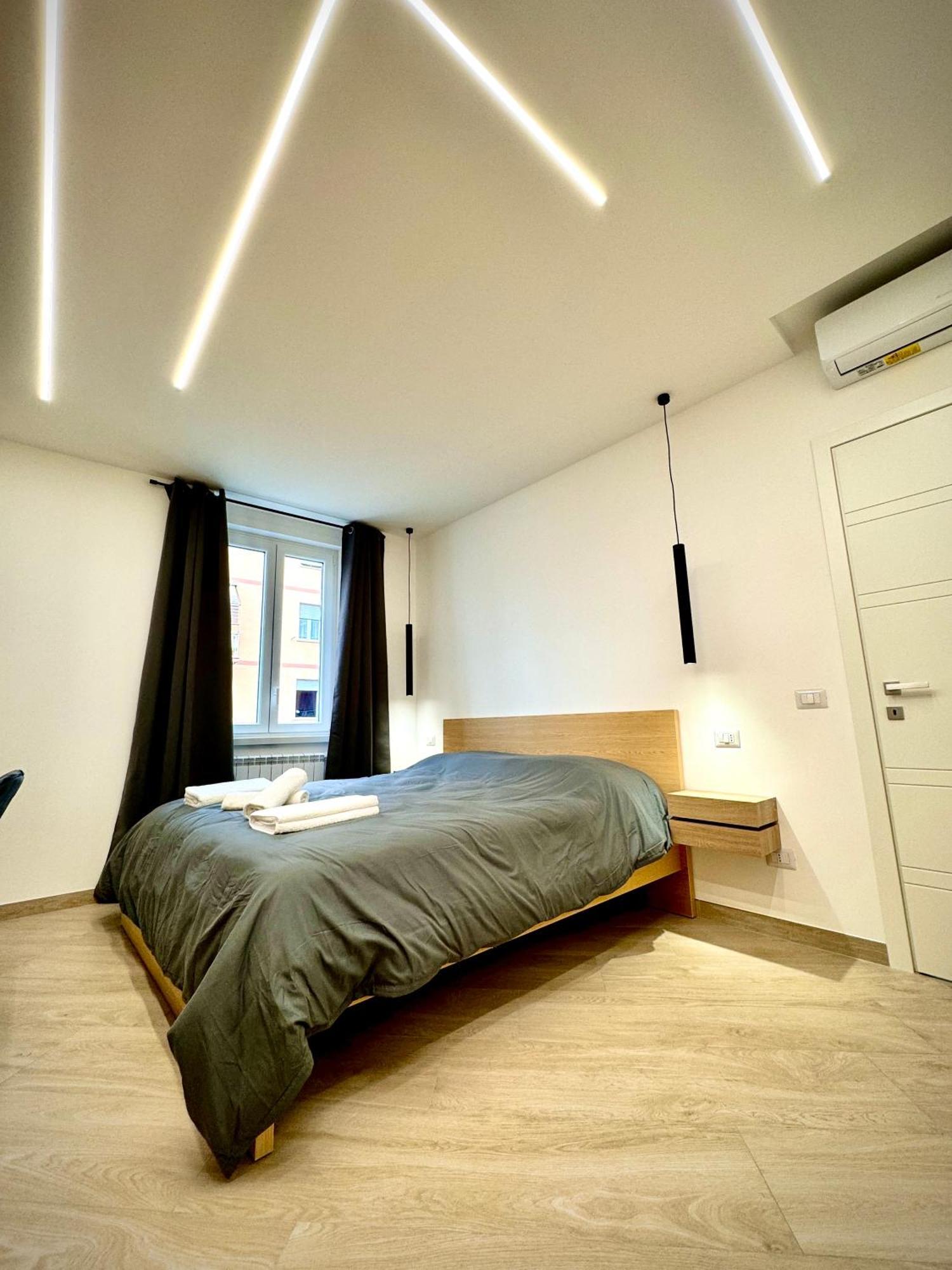 Luxury Apartment Togliatti Rome Buitenkant foto